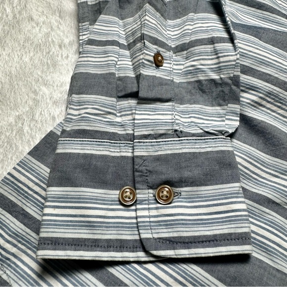 NWT johnnie-O Chandler Indigo Striped Long Sleeve Button-Down Shirt Medium - Picture 4 of 13